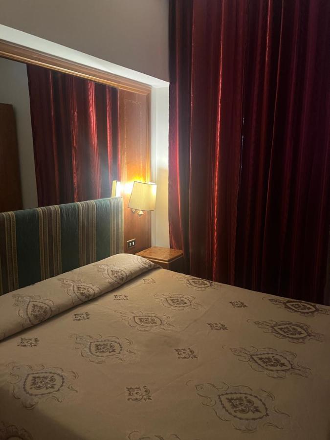 Terminal Guest House 24 ローマ エクステリア 写真